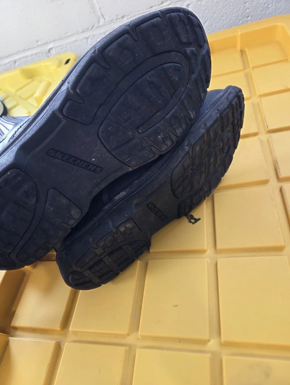 Skechers relaxed fit